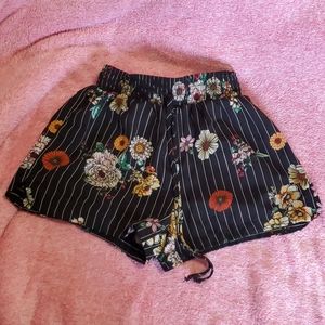 Joe B Dressy Striped Shorts - Juniors XS